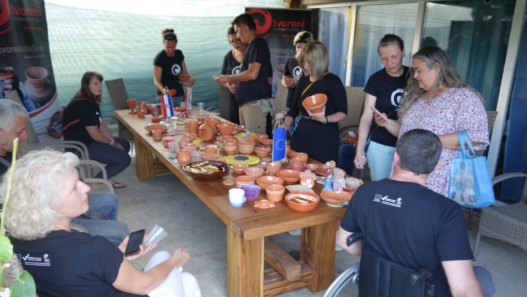 Prve 4 skupine završile tečaj 