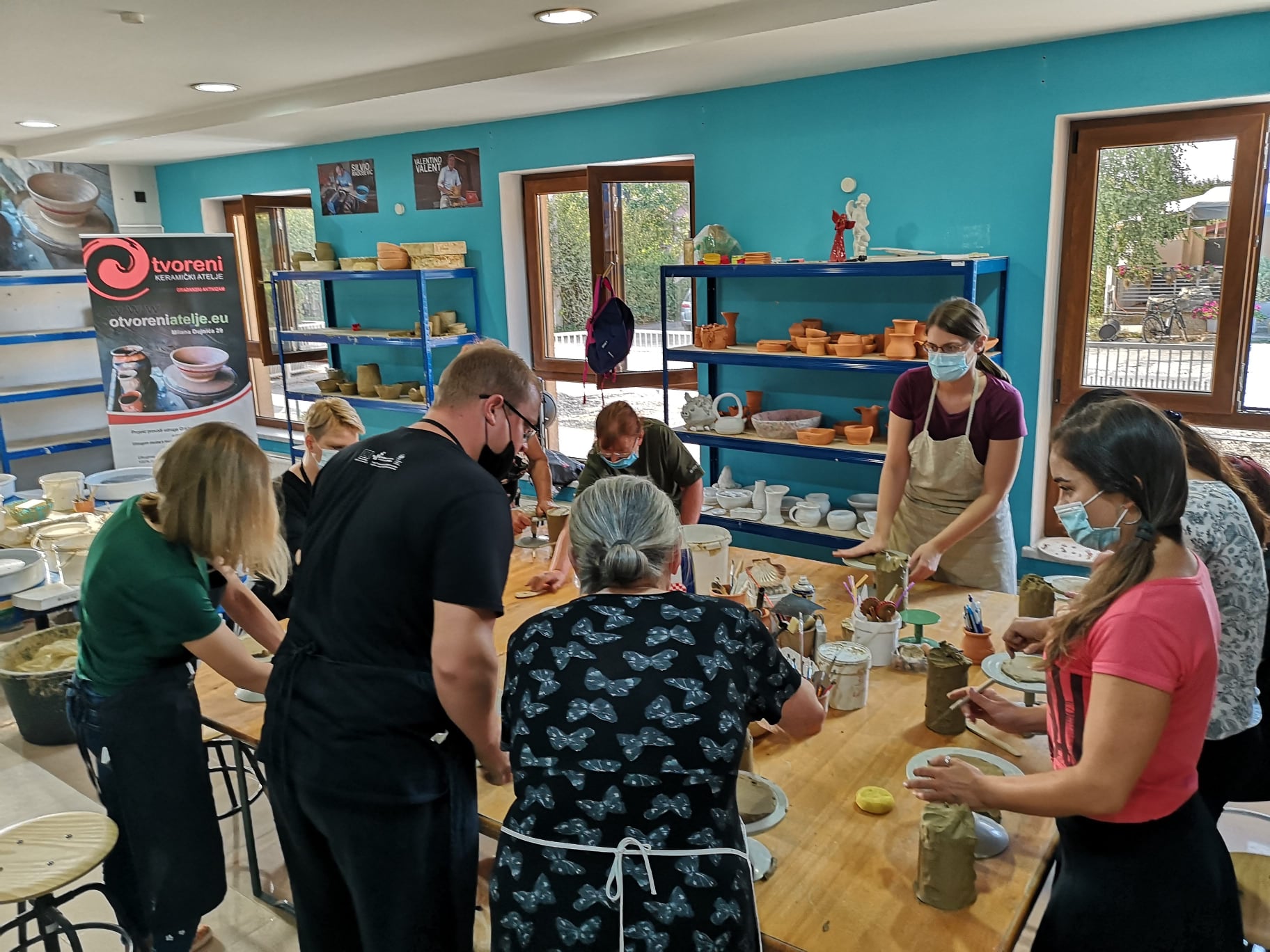 Četiri nove skupine polaznika tečaja Uvod u keramiku i lončarstvo