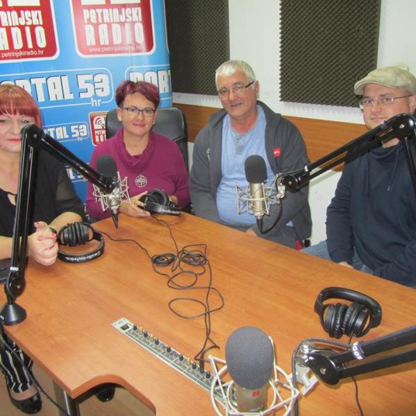 Projektni tim na radiju